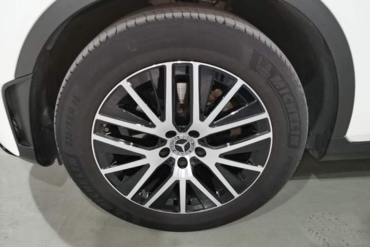 Used Mercedes-Benz GLC Coupe 2023 GLC 260 4MATIC Coupe SUV Left Front Wheel Hub