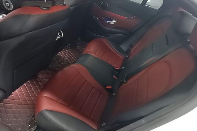 Used Mercedes-Benz GLC Coupe 2023 GLC 300 4MATIC Coupe SUV Left Rear Seat