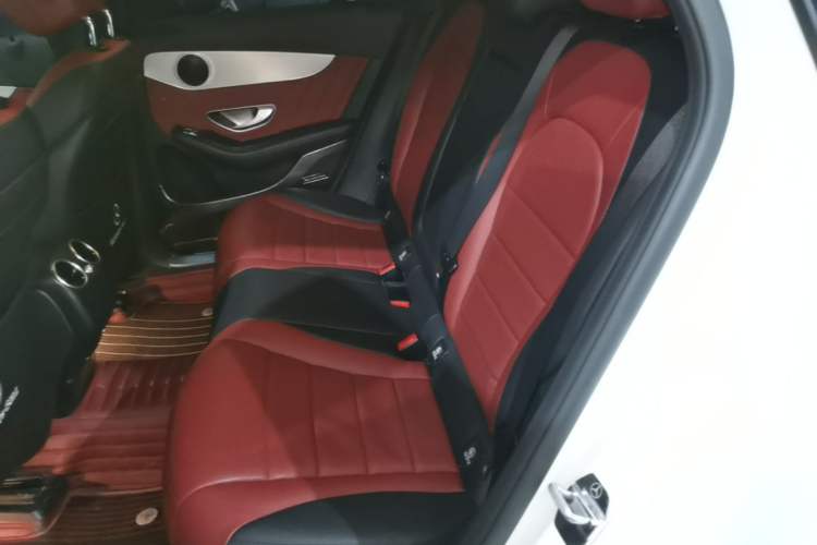 Used Mercedes-Benz GLC Coupe 2023 GLC 260 4MATIC Coupe SUV Left Rear Seat