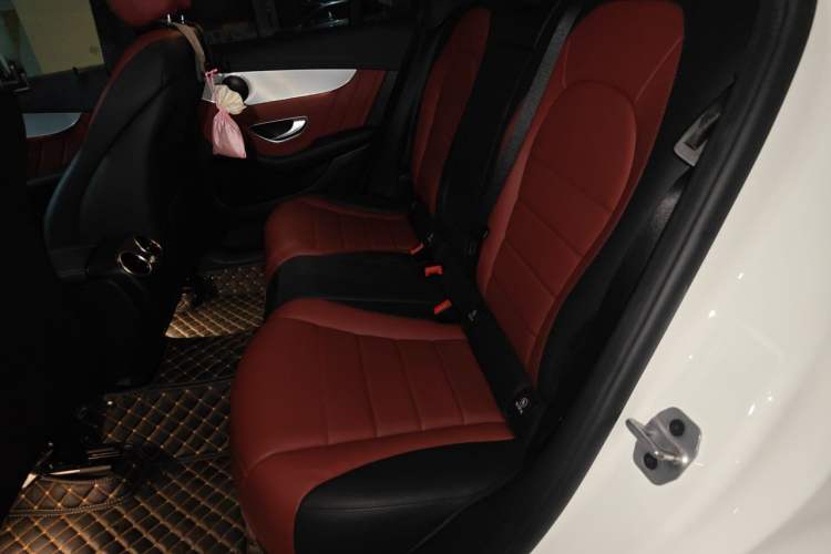 Used Mercedes-Benz GLC Coupe 2023 GLC 260 4MATIC Coupe SUV Left Rear Seat