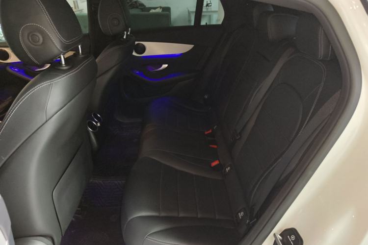 Used Mercedes-Benz GLC Coupe 2023 Refreshed GLC 260 4MATIC Coupe SUV Left Rear Seat