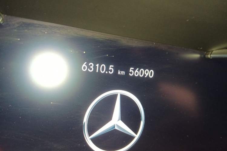 Used Mercedes-Benz GLC Coupe 2023 GLC 260 4MATIC Coupe SUV Odometer Close Up