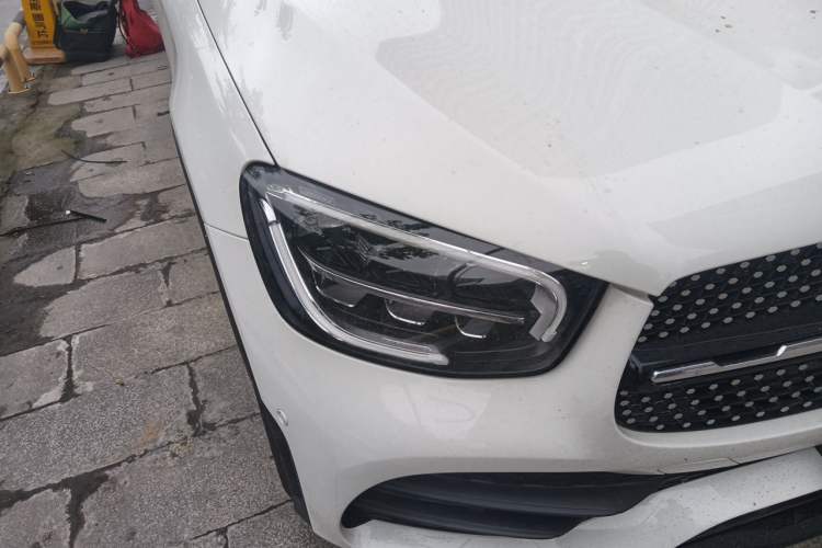 Used Mercedes-Benz GLC Coupe 2023 GLC 260 4MATIC Coupe SUV Right Front Headlight