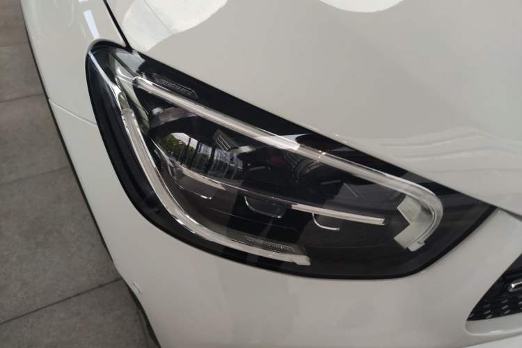 Used Mercedes-Benz GLC Coupe 2023 GLC 260 4MATIC Coupe SUV Right Front Headlight