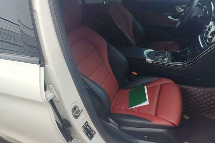 Used Mercedes-Benz GLC Coupe 2023 GLC 300 4MATIC Coupe SUV Right Front Seat