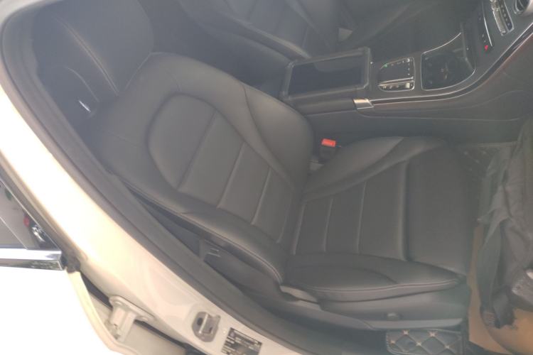 Used Mercedes-Benz GLC Coupe 2023 GLC 300 4MATIC Coupe SUV Right Front Seat