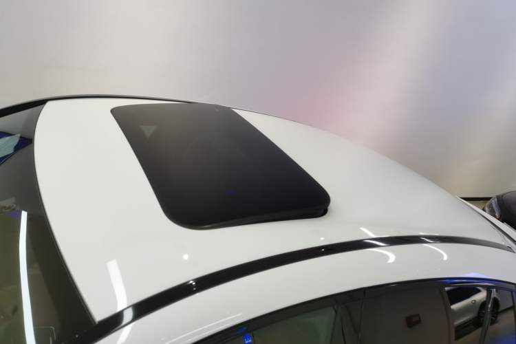 Used Mercedes-Benz GLC Coupe 2023 GLC 300 4MATIC Coupe SUV Roof