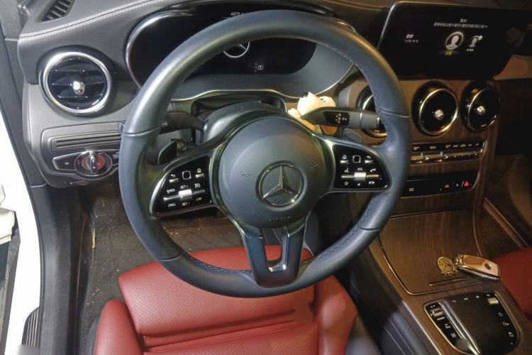 Used Mercedes-Benz GLC Coupe 2023 GLC 260 4MATIC Coupe SUV Steering Wheel