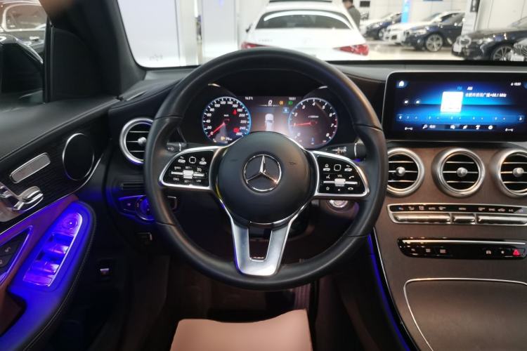 Used Mercedes-Benz GLC Coupe 2023 GLC 300 4MATIC Coupe SUV Steering Wheel