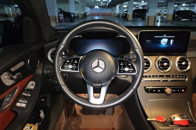 Used Mercedes-Benz GLC Coupe 2023 GLC 300 4MATIC Coupe SUV Steering Wheel