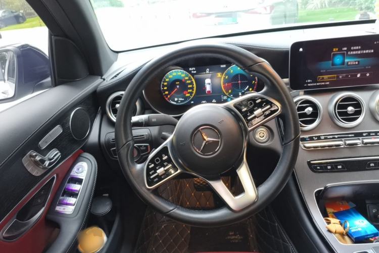 Used Mercedes-Benz GLC Coupe 2023 GLC 300 4MATIC Coupe SUV Steering Wheel