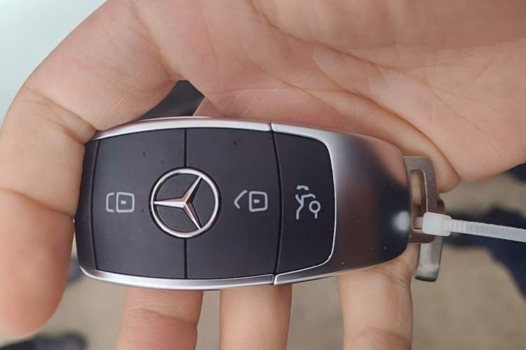 Used Mercedes-Benz GLC Coupe 2023 GLC 300 4MATIC Coupe SUV Vehicle Key