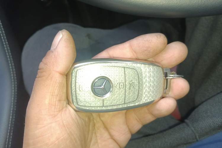 Used Mercedes-Benz GLC Coupe 2023 GLC 260 4MATIC Coupe SUV Vehicle Key