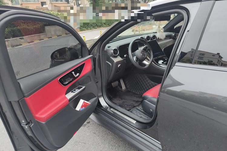 Used Mercedes-Benz GLC Coupe 2024 GLC 260 4MATIC Coupe SUV Driver Seat