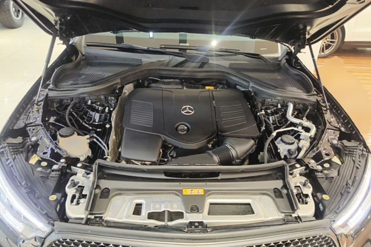 Used Mercedes-Benz GLC Coupe 2024 GLC 300 4MATIC Coupe SUV Engine Bay