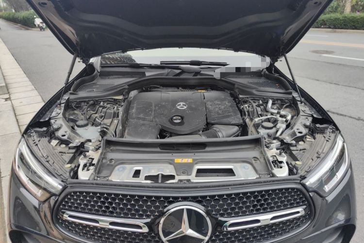Used Mercedes-Benz GLC Coupe 2024 GLC 260 4MATIC Coupe SUV Engine Bay