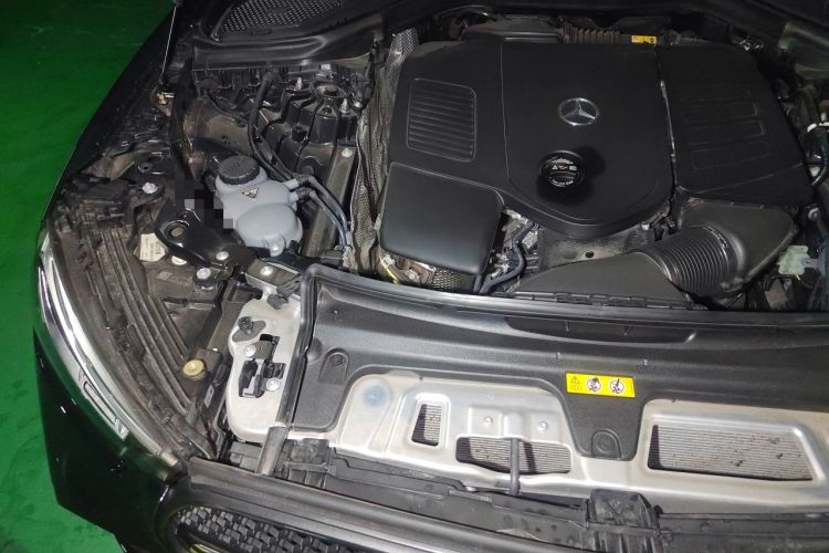 Used Mercedes-Benz GLC Coupe 2024 GLC 300 4MATIC Coupe SUV Engine Bay Right