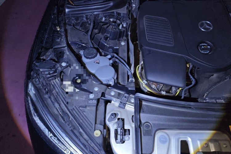 Used Mercedes-Benz GLC Coupe 2024 GLC 260 4MATIC Coupe SUV Engine Bay Right