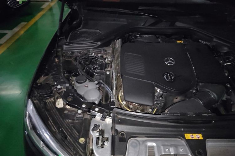 Used Mercedes-Benz GLC Coupe 2024 GLC 260 4MATIC Coupe SUV Engine Bay Right