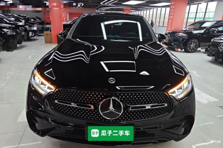 Used Mercedes-Benz GLC Coupe 2024 GLC 300 4MATIC Coupe SUV Exterior 1