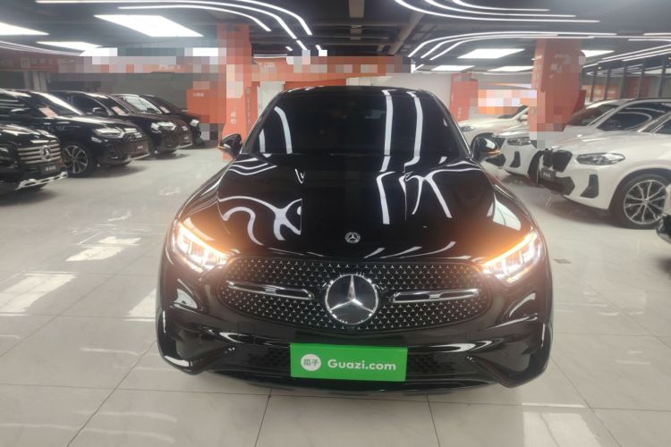 Used Mercedes-Benz GLC Coupe 2024 GLC 260 4MATIC Coupe SUV Exterior 1