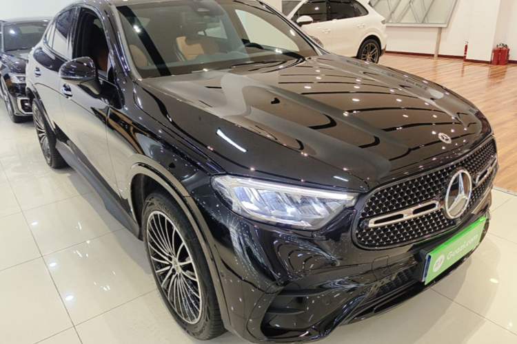 Used Mercedes-Benz GLC Coupe 2024 GLC 300 4MATIC Coupe SUV Exterior 1