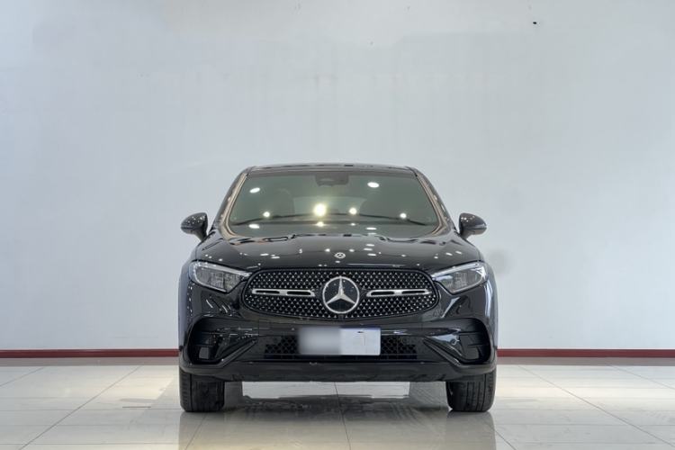 Used Mercedes-Benz GLC Coupe 2024 GLC 260 4MATIC Coupe SUV Exterior 2