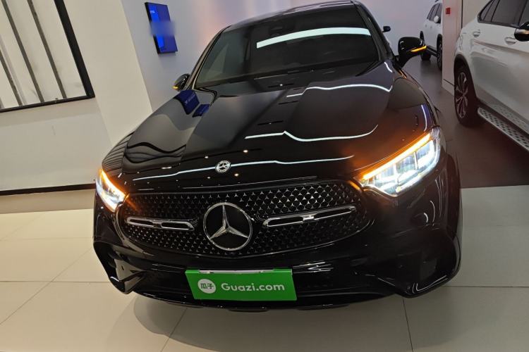 Used Mercedes-Benz GLC Coupe 2024 GLC 260 4MATIC Coupe SUV Front