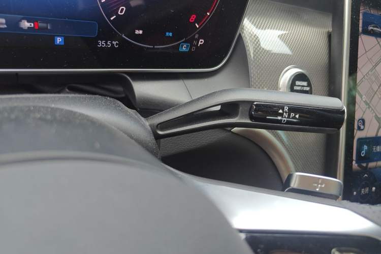 Used Mercedes-Benz GLC Coupe 2024 GLC 260 4MATIC Coupe SUV Gear Lever