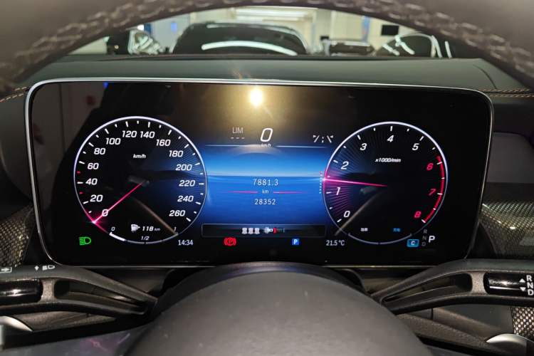 Used Mercedes-Benz GLC Coupe 2024 GLC 260 4MATIC Coupe SUV Instrument Cluster