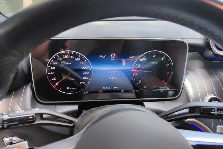 Used Mercedes-Benz GLC Coupe 2024 GLC 300 4MATIC Coupe SUV Instrument Cluster