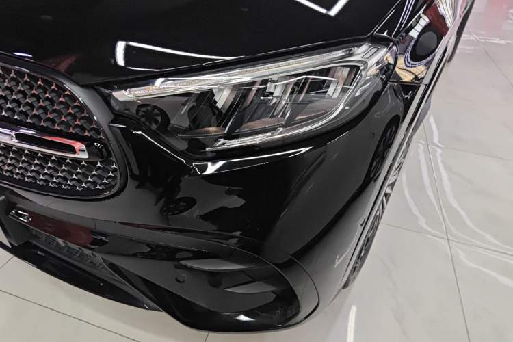 Used Mercedes-Benz GLC Coupe 2024 GLC 300 4MATIC Coupe SUV Left Front Headlight