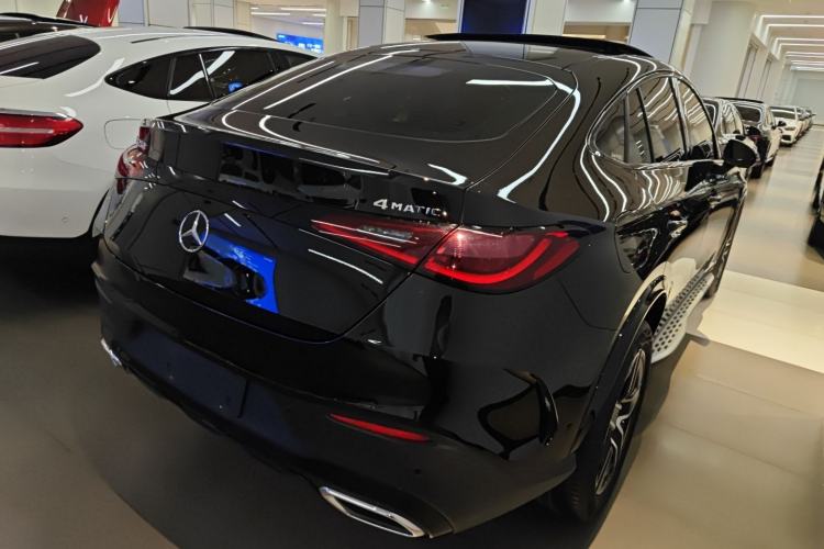 Used Mercedes-Benz GLC Coupe 2024 GLC 260 4MATIC Coupe SUV Rear Right 45 Deg
