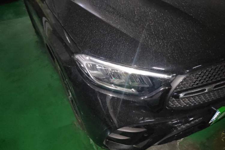 Used Mercedes-Benz GLC Coupe 2024 GLC 260 4MATIC Coupe SUV Right Front Headlight