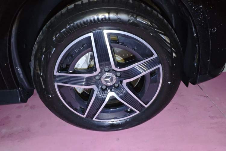 Used Mercedes-Benz GLC Coupe 2024 GLC 260 4MATIC Coupe SUV Right Front Wheel Hub