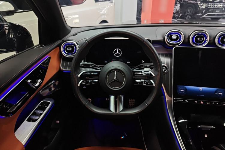Used Mercedes-Benz GLC Coupe 2024 GLC 300 4MATIC Coupe SUV Steering Wheel