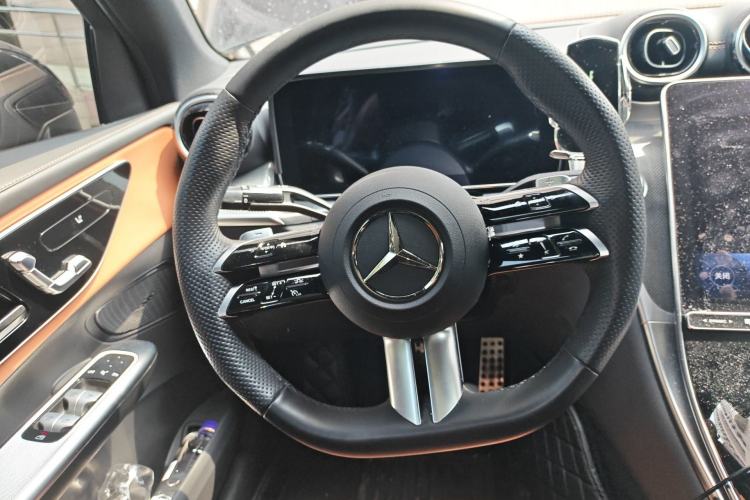 Used Mercedes-Benz GLC Coupe 2024 GLC 260 4MATIC Coupe SUV Steering Wheel