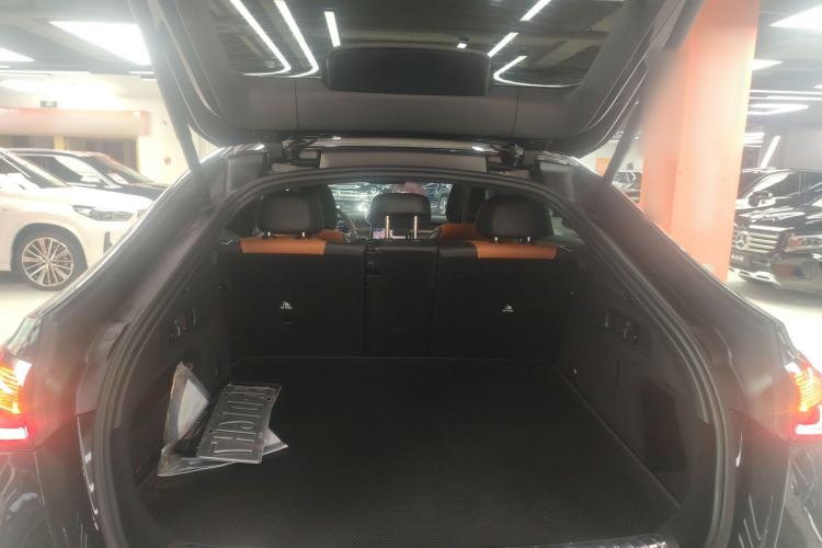 Used Mercedes-Benz GLC Coupe 2024 GLC 260 4MATIC Coupe SUV Trunk