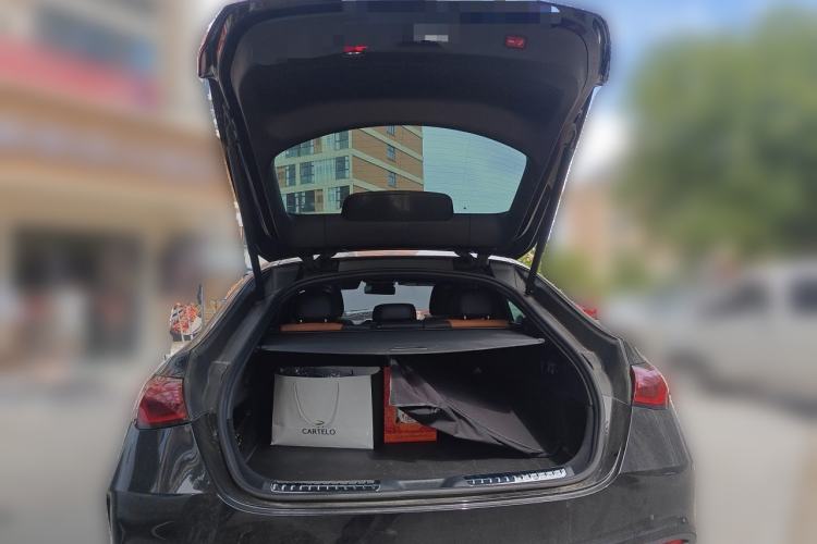 Used Mercedes-Benz GLC Coupe 2024 GLC 260 4MATIC Coupe SUV Trunk