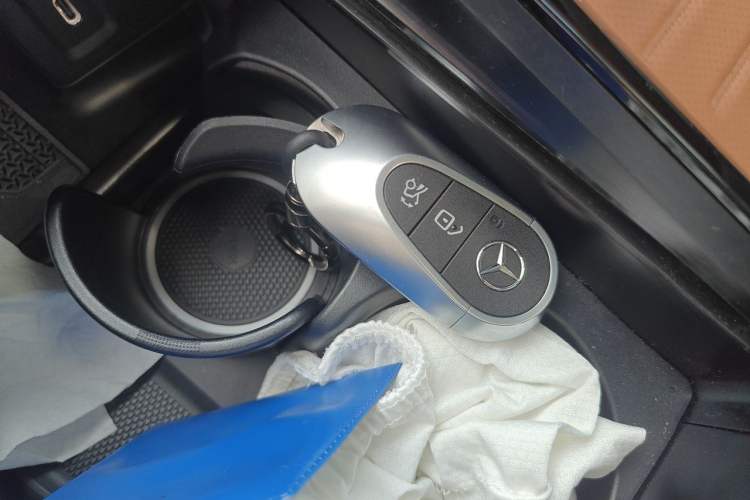 Used Mercedes-Benz GLC Coupe 2024 GLC 260 4MATIC Coupe SUV Vehicle Key