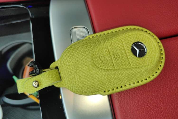 Used Mercedes-Benz GLC Coupe 2024 GLC 260 4MATIC Coupe SUV Vehicle Key