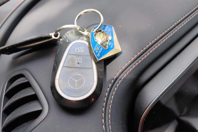Used Mercedes-Benz GLC Coupe 2024 GLC 300 4MATIC Coupe SUV Vehicle Key