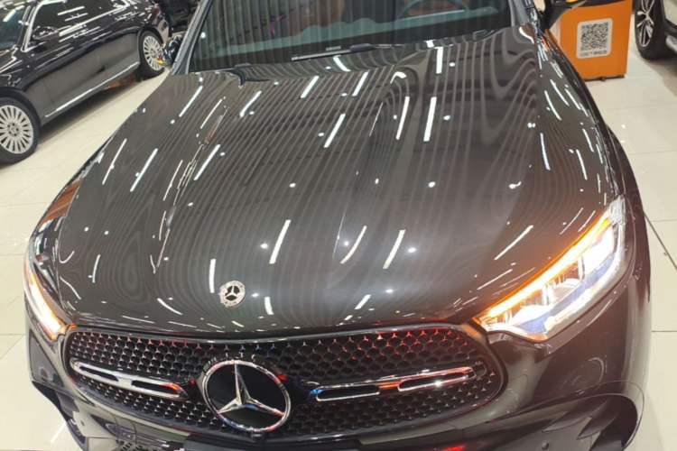 Used Mercedes-Benz GLC Coupe 2024 GLC 260 4MATIC Coupe SUV Front