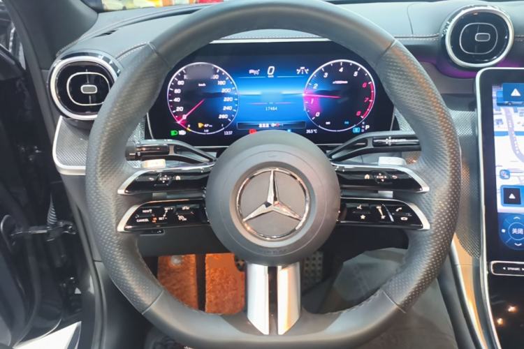Used Mercedes-Benz GLC Coupe 2024 GLC 260 4MATIC Coupe SUV Steering Wheel