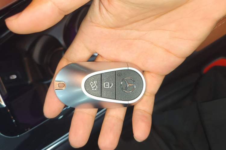 Used Mercedes-Benz GLC Coupe 2024 GLC 260 4MATIC Coupe SUV Vehicle Key