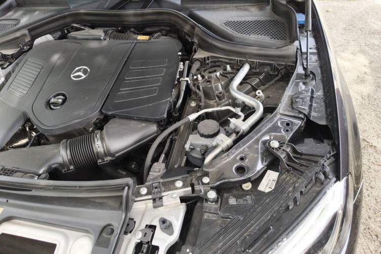 Used Mercedes-Benz GLC Coupe 2024 GLC 260 4MATIC Coupe SUV Engine Bay Left
