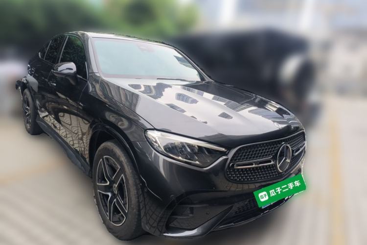 Used Mercedes-Benz GLC Coupe 2024 GLC 260 4MATIC Coupe SUV Front Right 45 Deg