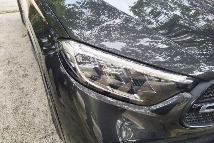 Used Mercedes-Benz GLC Coupe 2024 GLC 260 4MATIC Coupe SUV Right Front Headlight