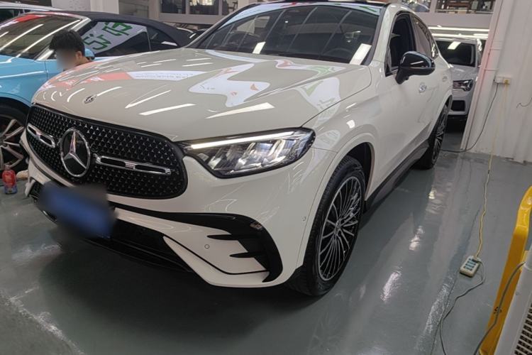 Used Mercedes-Benz GLC Coupe 2024 GLC 300 4MATIC Coupe SUV Guazi used car, China used car export, Used car for sale, Used cars, Cheapest cars for sale