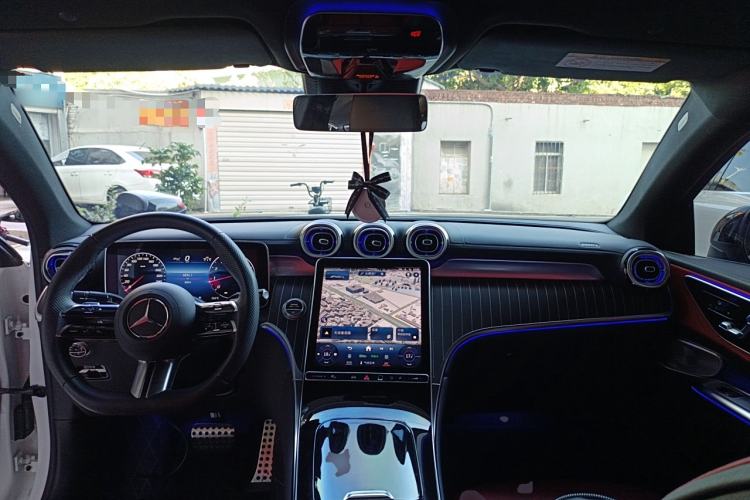Used Mercedes-Benz GLC Coupe 2024 GLC 300 4MATIC Coupe SUV Center Console